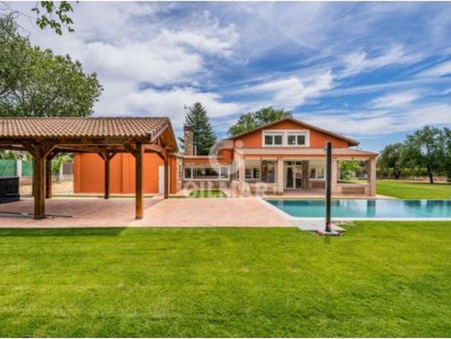 Villa en venta en San Sebastián De Los Reyes