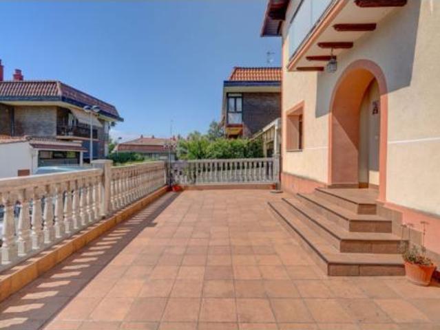 Chalet en venta en Mendebaldea, Donostia-san Sebastián