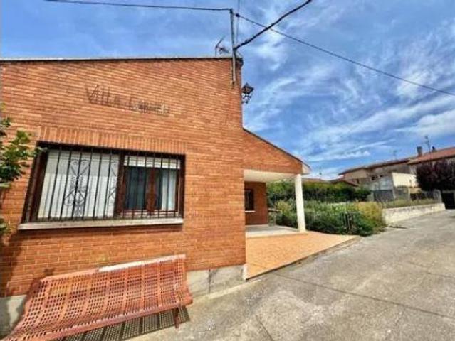 Chalet en venta en San Torcuato, La Rioja