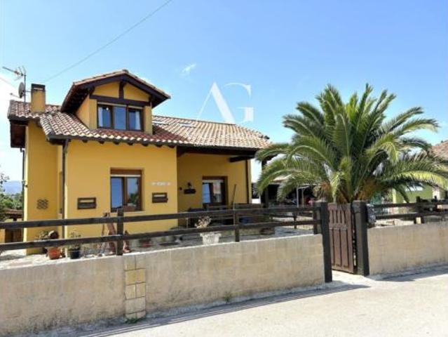 Chalet en venta en San Vicente De La Barquera, Cantabria