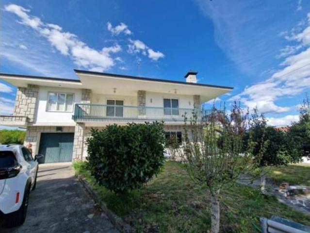 Chalet en venta en A Limia, Galicia