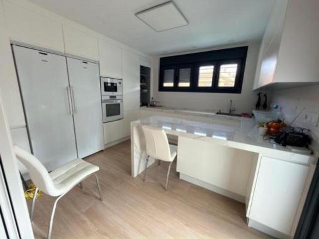 Chalet en venta en Miraflores, Costa Noroeste