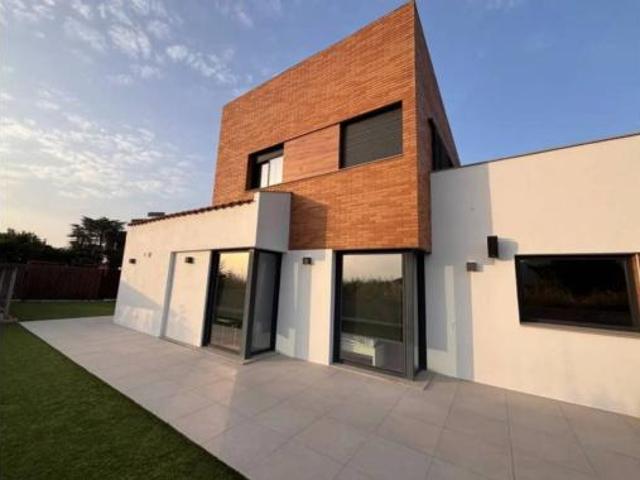 Chalet en venta en Mas Corts, Sant Fost de Campsentelles
