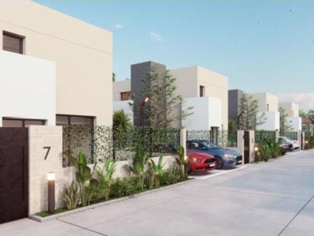 Chalet en venta en La Font, l'Alacantí