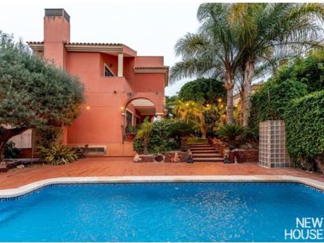 Chalet en venta en La Font, l'Alacantí