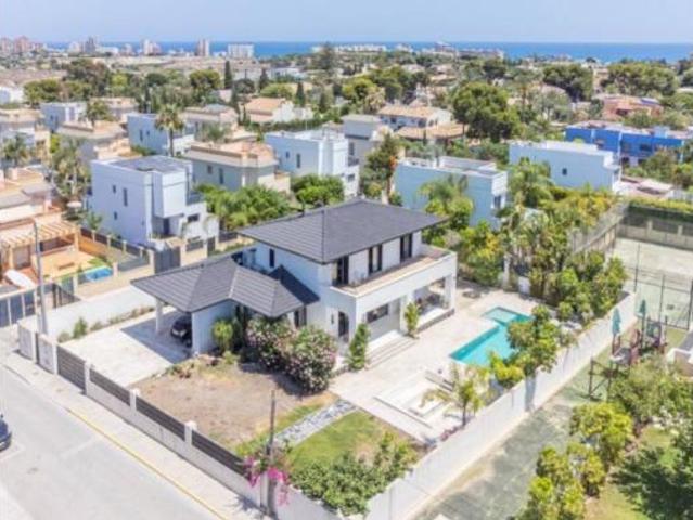 Villa en venta en Sant Joan D'alacant, La Font