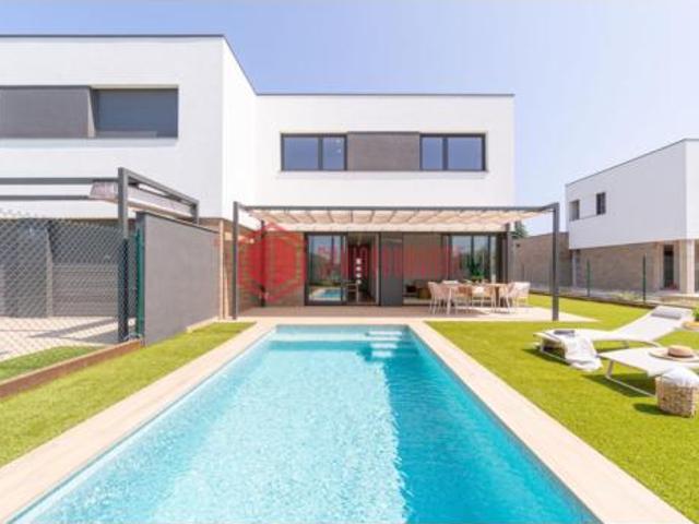 Chalet en venta en Alt Empordà, Catalunya