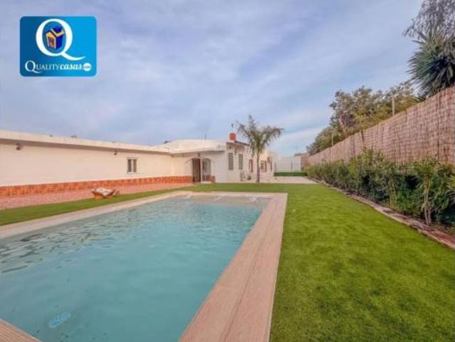 Chalet en venta en Urbanització Els Gira-sols, Sant Vicent del Raspeig / San Vicente del Raspeig