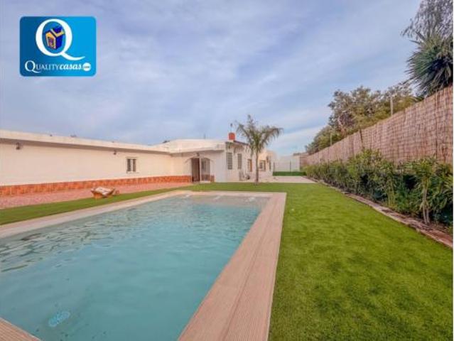 Chalet en venta en Sant Vicent del Raspeig / San Vicente del Raspeig, l'Alacantí