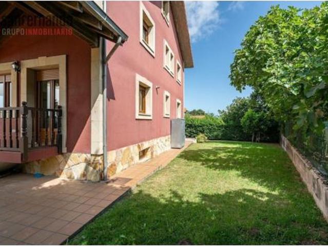 Chalet en venta en Soto de la Marina, Santa Cruz De Bezana