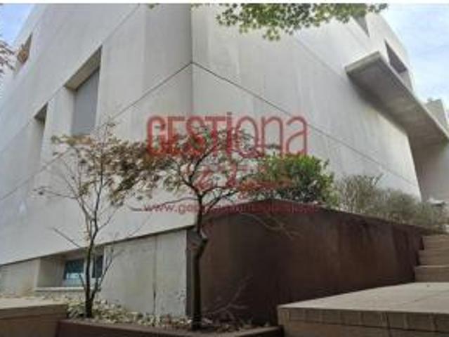 Chalet en venta en Azoños, Santa Cruz De Bezana