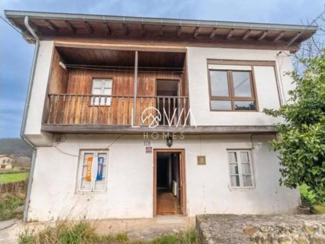 Chalet en venta en La Abadilla, Santa María De Cayón
