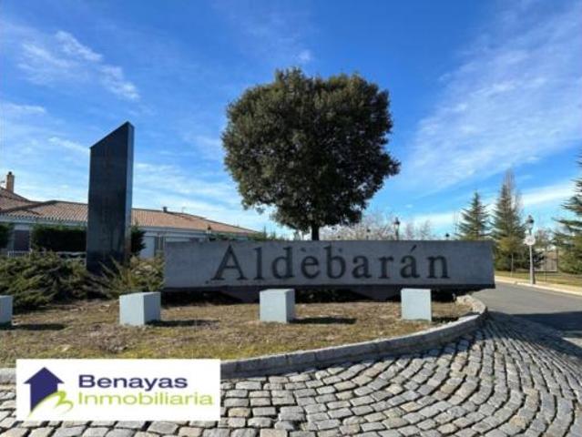 Villa en venta en Santa Marta De Tormes, Valdeherreros