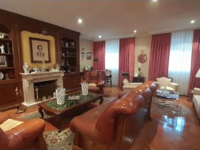 Chalet en venta en Valdelagua, Santa Marta De Tormes