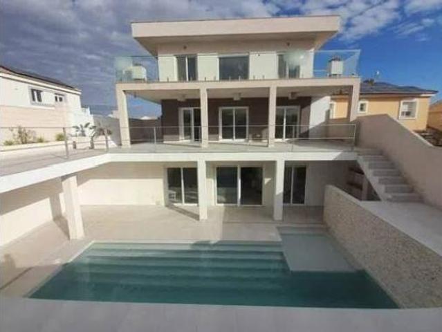 Chalet en venta en Gran Alacant, el Baix Vinalopó