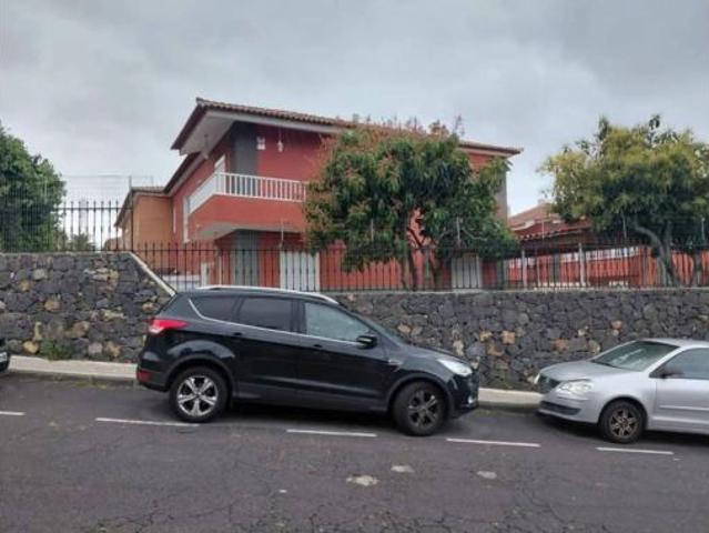 Chalet en venta en Santa Úrsula, Canarias