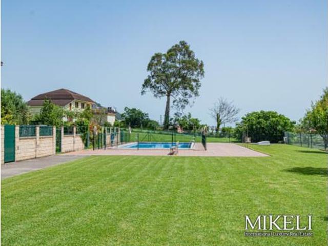 Chalet en venta en Peñacastillo, Santander