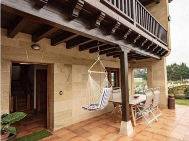 Chalet en venta en San Román, Santander