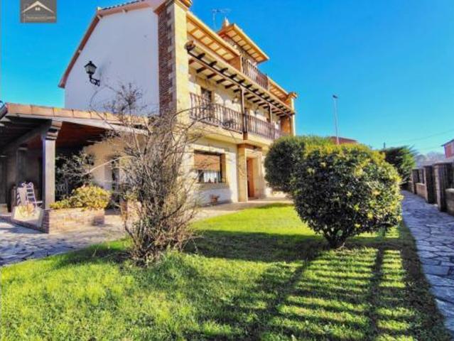 Chalet en venta en La Cuevona, Santander