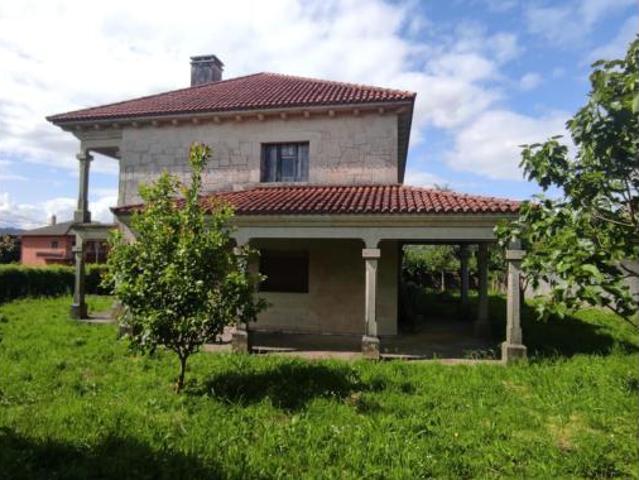 Chalet en venta en Santiago, Galicia
