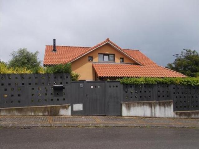 Chalet en venta en Santillana Del Mar, Cantabria