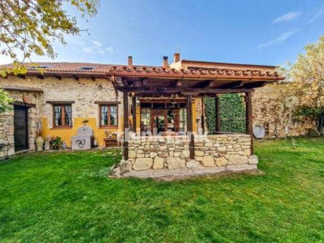 Chalet en venta en Comunidad de Villa y Tierra de Pedraza, Santiuste de Pedraza