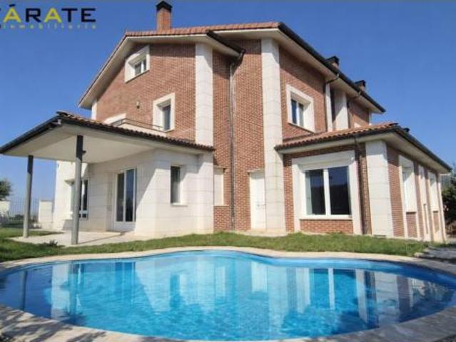 Chalet en venta en Santo Domingo De La Calzada, La Rioja