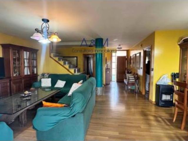 Chalet en venta en Santovenia De Pisuerga, Castilla y León