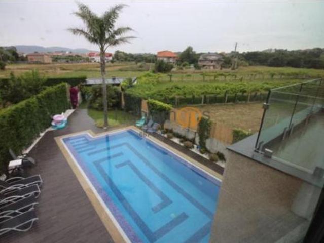 Chalet en venta en Vista Alegre, O Salnés