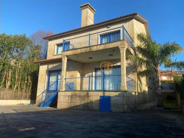 Chalet en venta en Padriñán, O Salnés