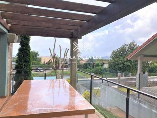 Villa en venta en Sanxenxo, Rouxique