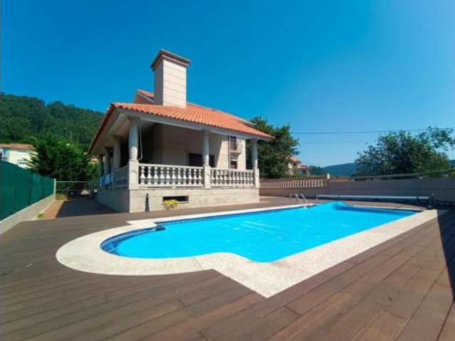 Chalet en venta en Bordóns, O Salnés