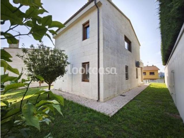 Villa en venta en Sanxenxo, Baltar