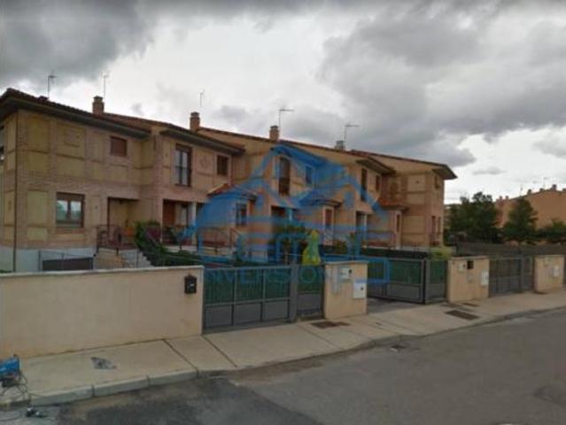 Chalet en venta en Azadinos, Sariegos