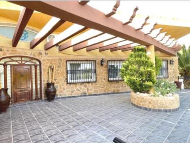 Chalet en venta en l'Alt Vinalopó / El Alto Vinalopó, Valencia