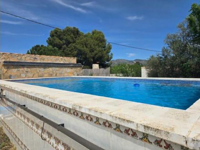 Chalet en venta en l'Alt Vinalopó / El Alto Vinalopó, Valencia