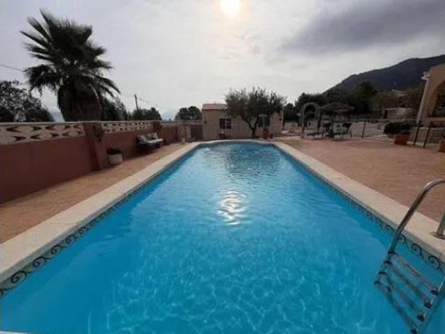 Chalet en venta en l'Alt Vinalopó / El Alto Vinalopó, Valencia