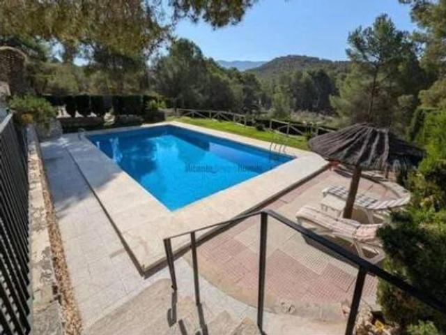Chalet en venta en María Moliner, l'Alt Vinalopó / El Alto Vinalopó