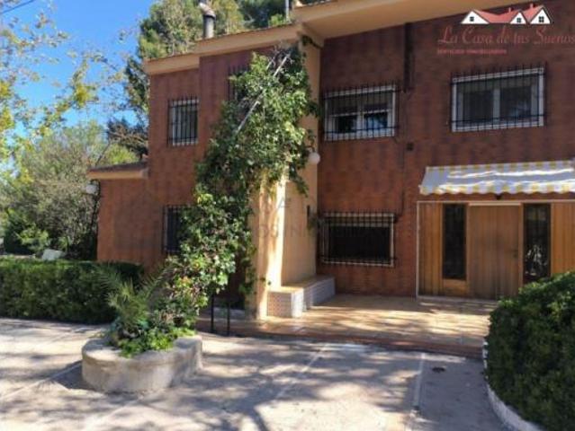 Chalet en venta en l'Alt Vinalopó / El Alto Vinalopó, Valencia