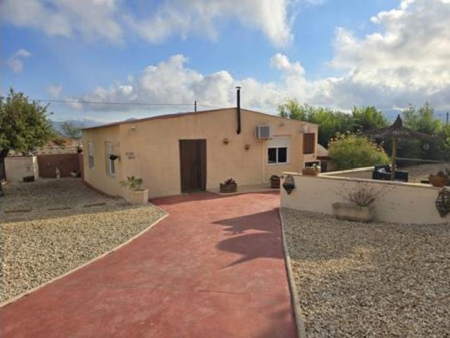 Chalet en venta en María Moliner, l'Alt Vinalopó / El Alto Vinalopó