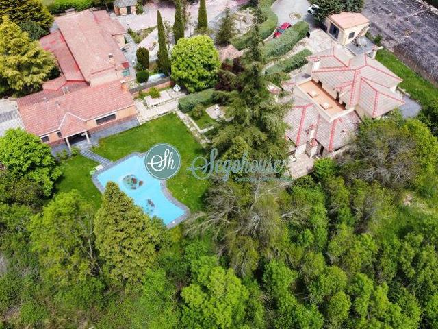 Chalet en venta en Madrona, Segovia