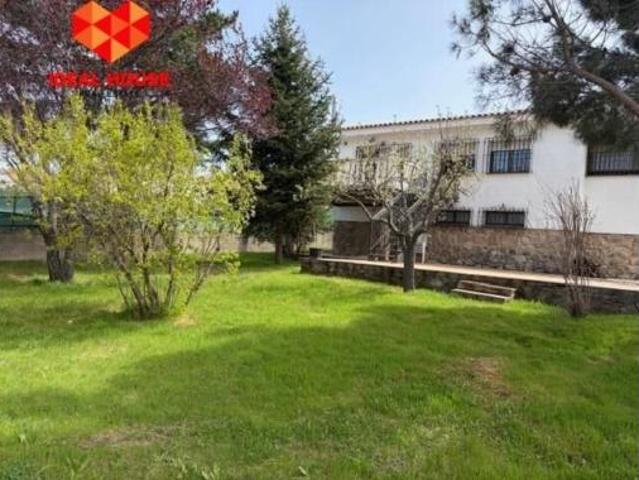 Chalet en venta en San Lorenzo, Segovia