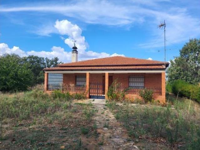 Chalet en venta en Serradilla Del Arroyo, Castilla y León