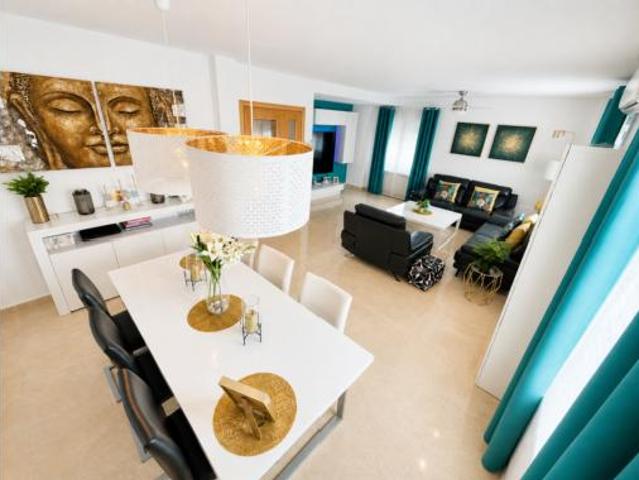 Chalet en venta en Serranillos Del Valle, Madrid