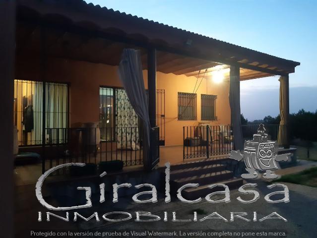 Chalet en venta en Carmona, Andalucía