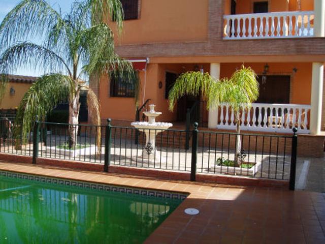 Chalet en venta en Urbanización El Higueral, Mairena del Alcor