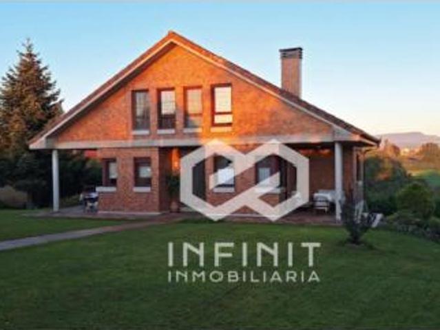 Chalet en venta en Siero, Carceo (Fano)