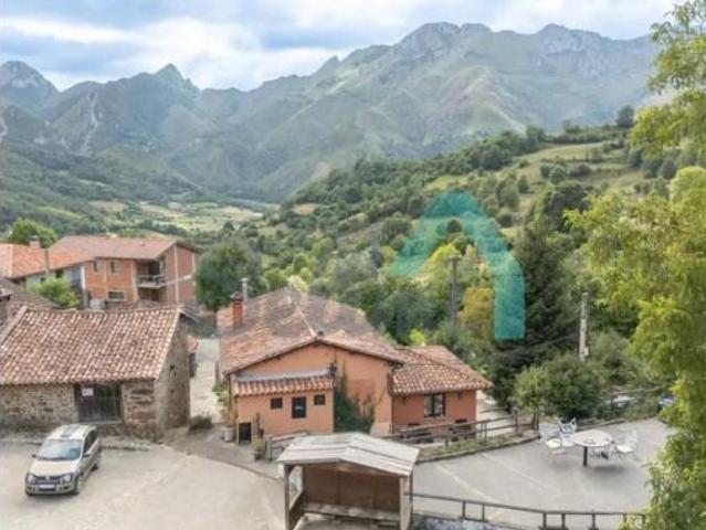 Chalet en venta en Sobrescobio, Asturias