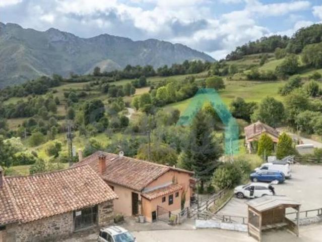 Chalet en venta en Sobrescobio, Asturias