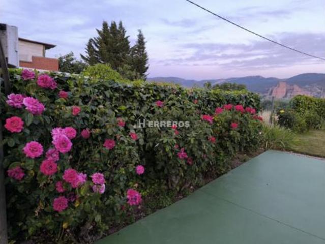 Chalet en venta en Sorzano, La Rioja